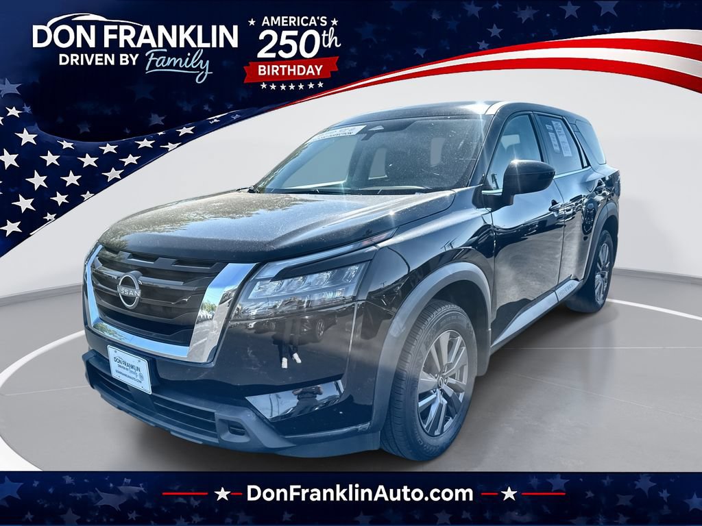 Used 2023 Nissan Pathfinder S AWD/4WD image 1