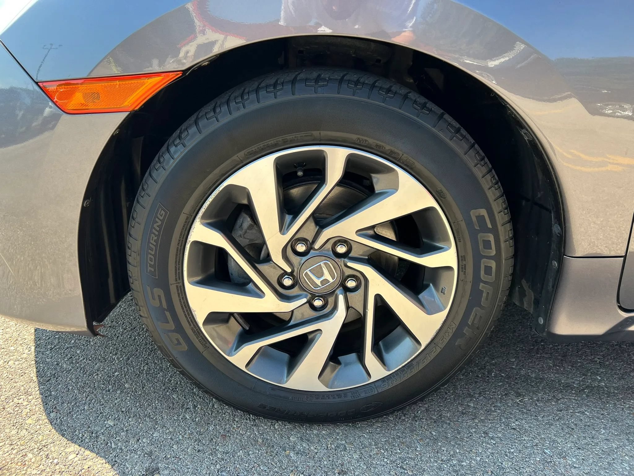 Used 2016 Honda Civic EX image 9