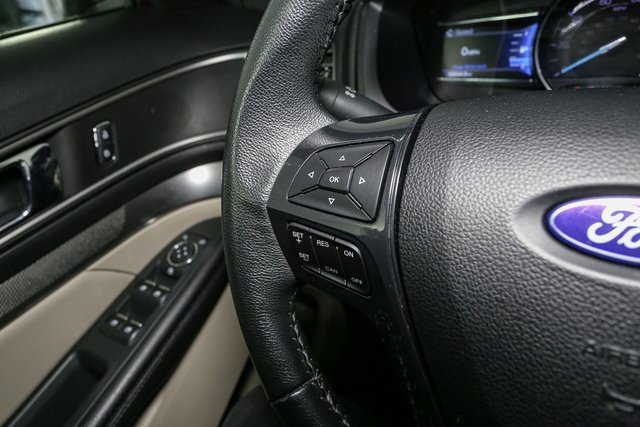 Used 2018 Ford Explorer XLT w/ Equipment Group 201A image 32