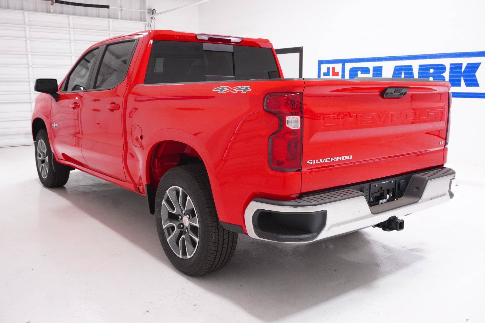 New 2026 Chevrolet Silverado 1500 LT w/ Texas Edition Plus AWD/4WD image 7