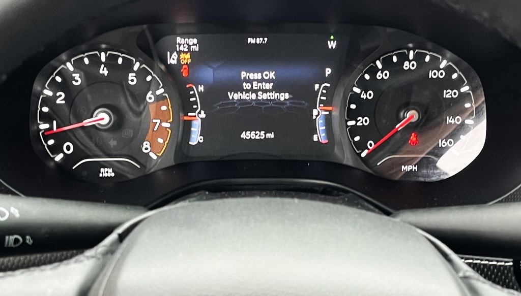 Used 2022 Jeep Compass Altitude image 13