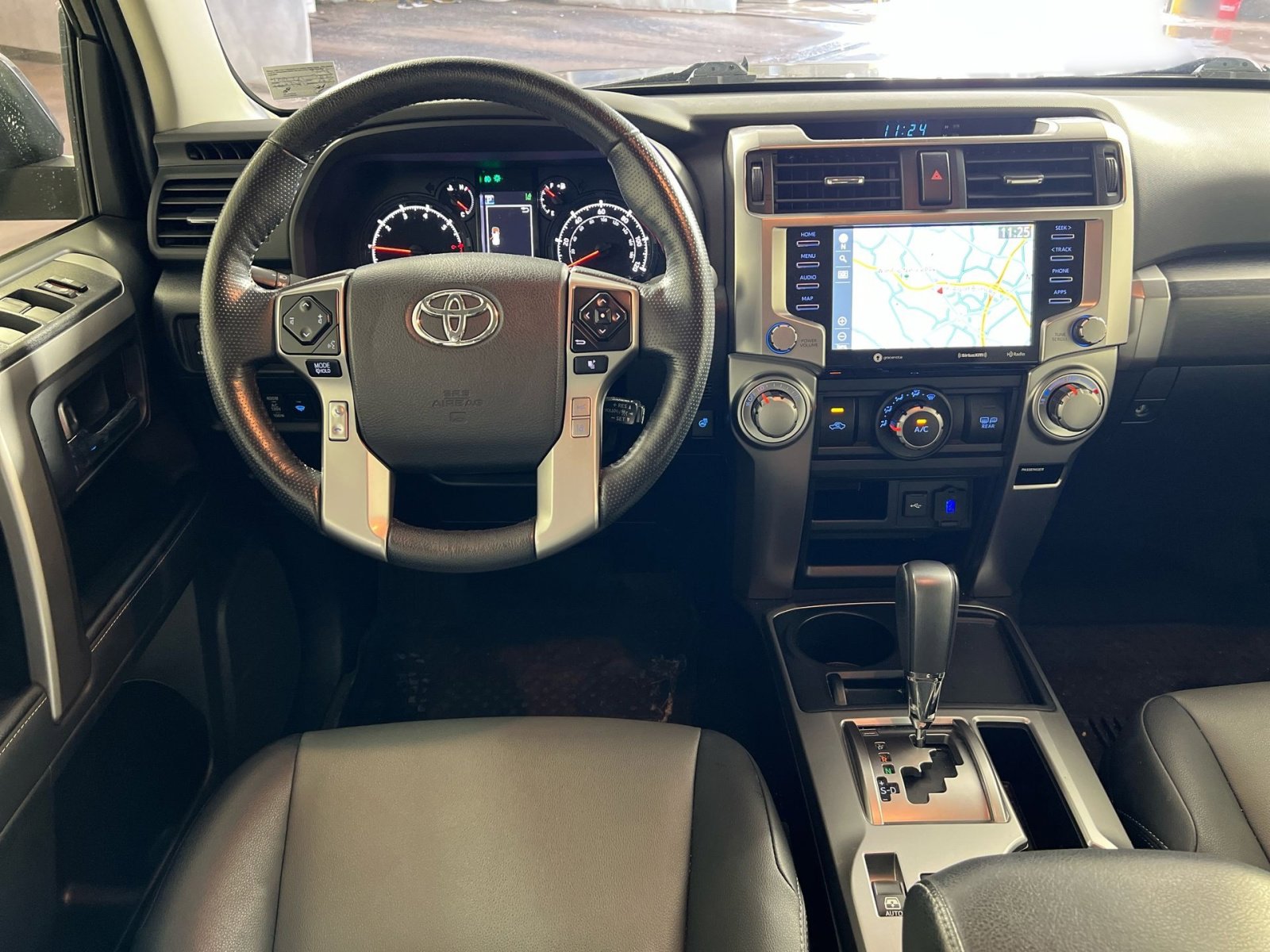 Used 2023 Toyota 4Runner SR5 Premium w/ Moonroof Package RWD image 23