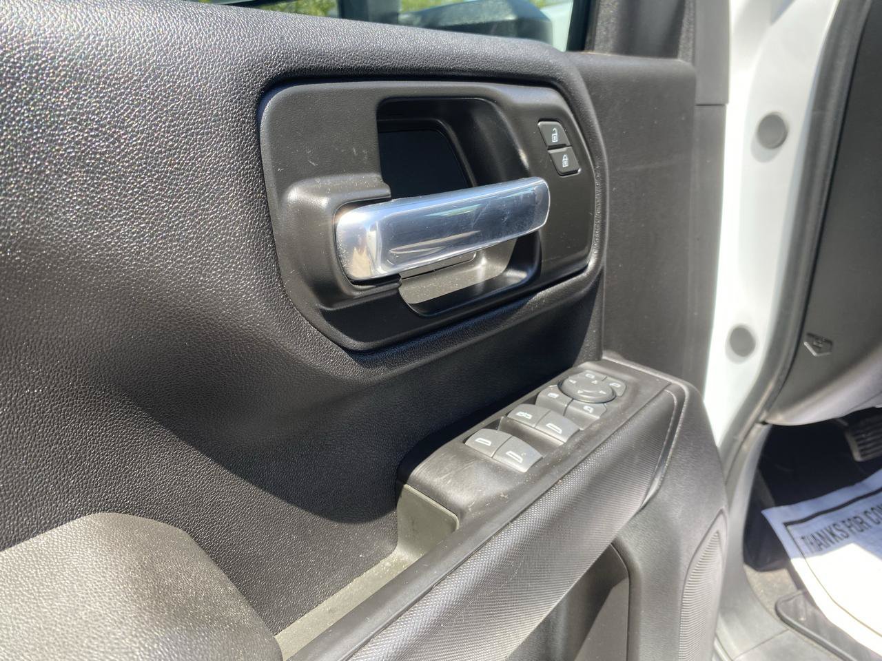 Used 2025 Chevrolet Silverado 2500 Custom w/ Custom Value Package RWD image 16