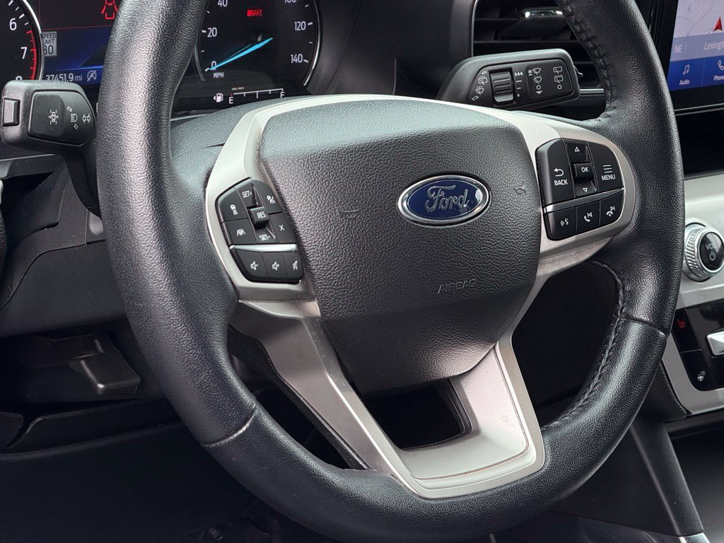 Used 2023 Ford Explorer XLT w/ Equipment Group 202A RWD image 15