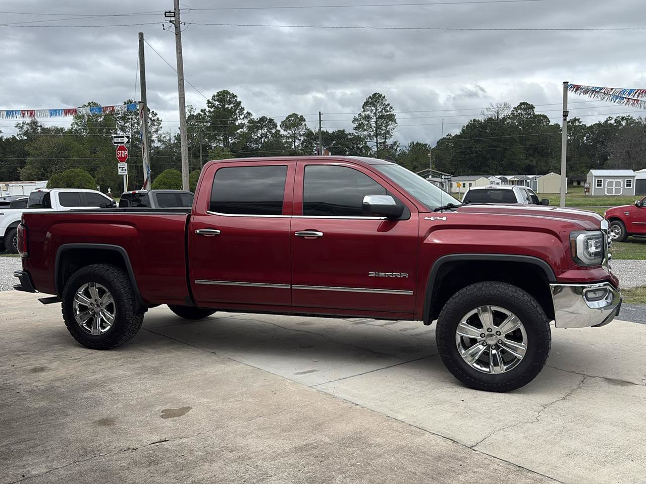 Used 2018 GMC Sierra 1500 SLT AWD/4WD image 4