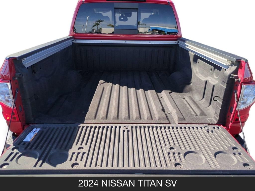 Used 2024 Nissan Titan SV w/ SV Convenience Package image 20