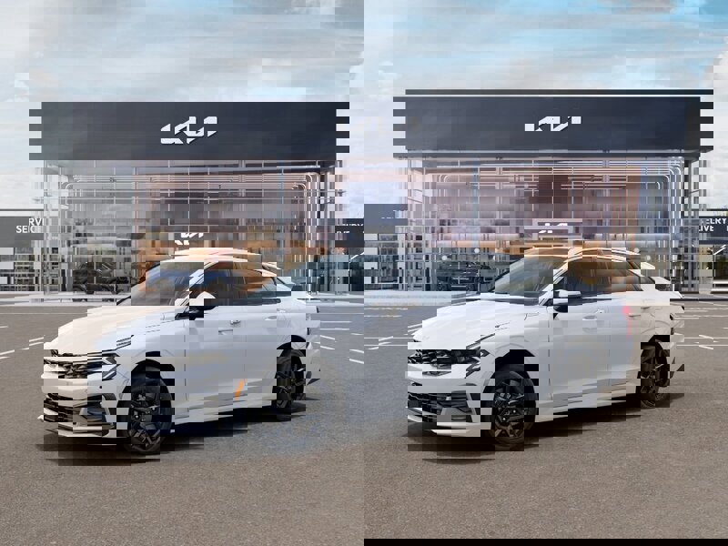 New 2026 Kia K5 LXS image 3