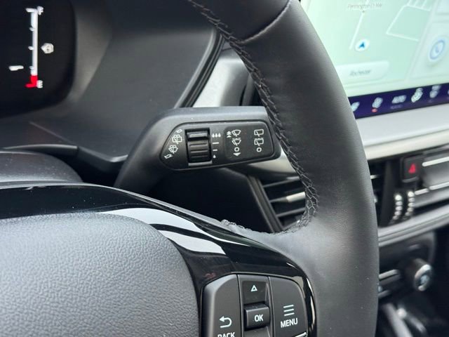 Certified 2025 Ford Escape SE image 27