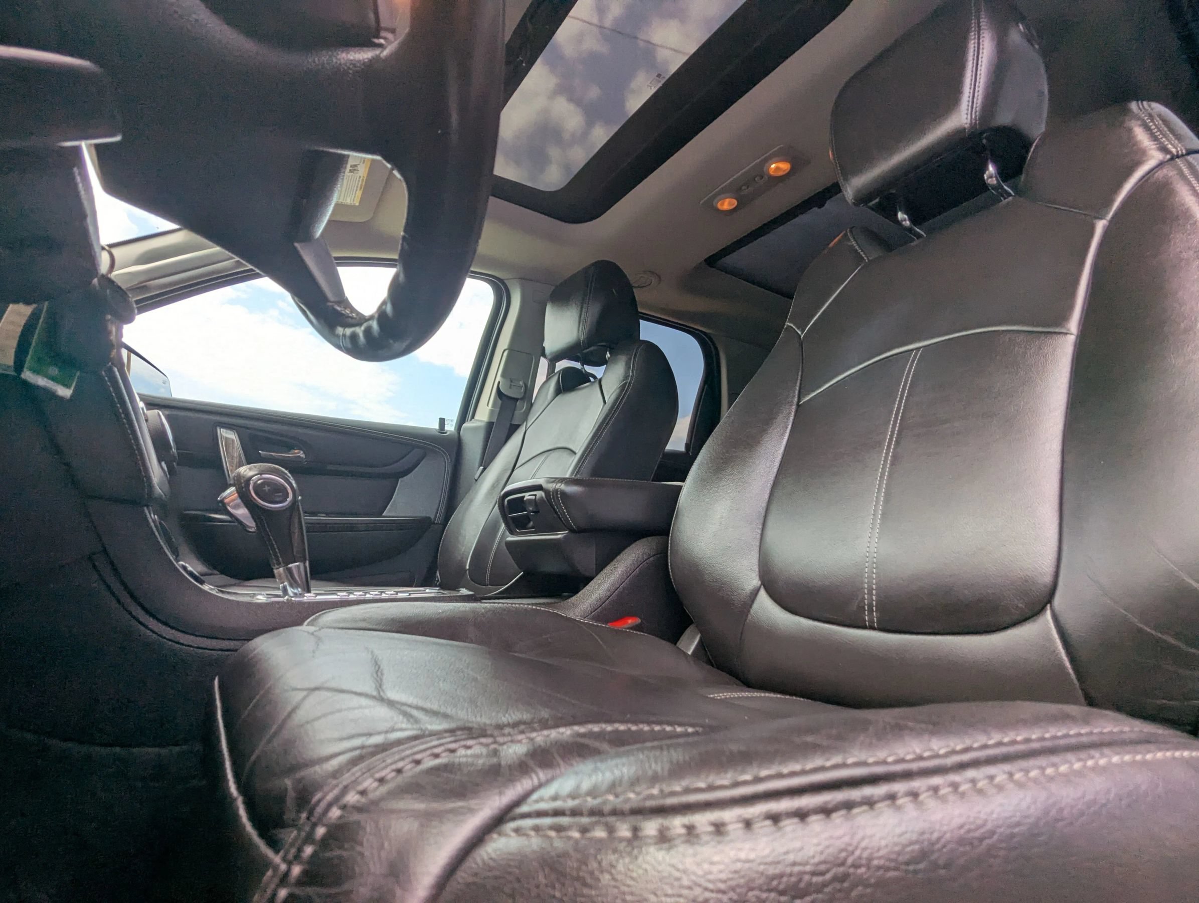 Used 2015 GMC Acadia SLT w/ Open Road Package AWD/4WD image 9
