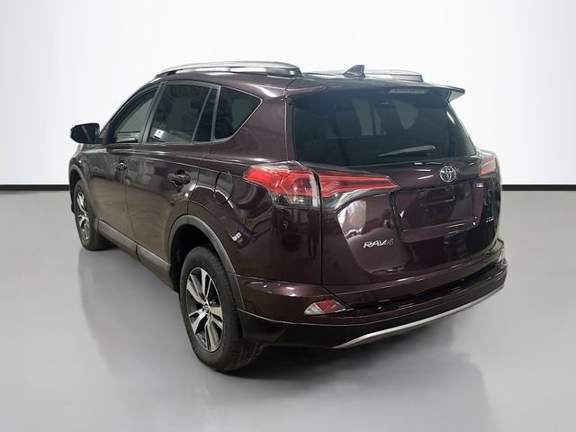Used 2018 Toyota RAV4 XLE FWD image 8