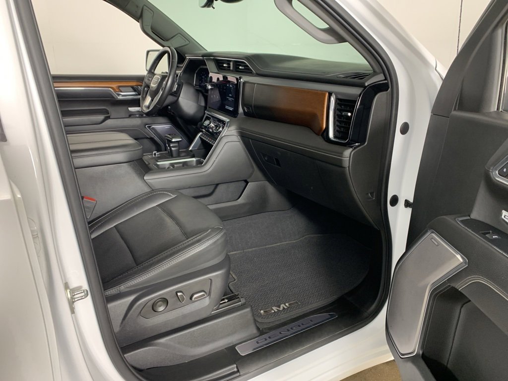 Used 2023 GMC Sierra 1500 Denali w/ Denali Reserve Package image 40
