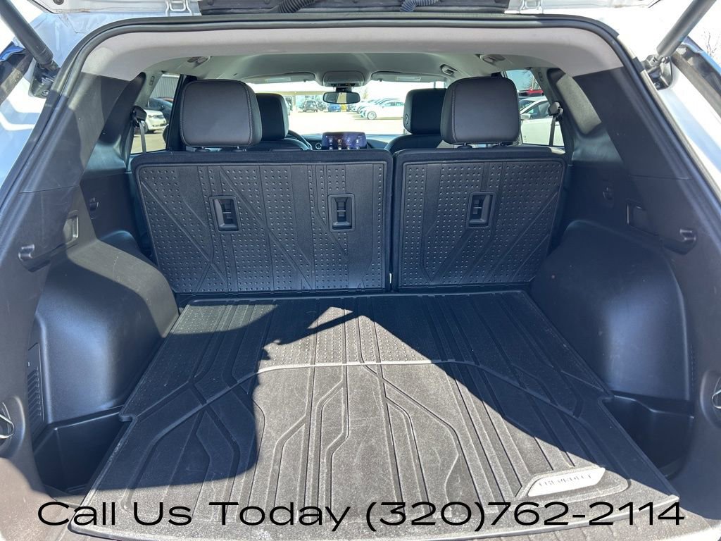 Certified 2024 Chevrolet Blazer LT w/ LPO, Black Grille Bar Package AWD/4WD image 40