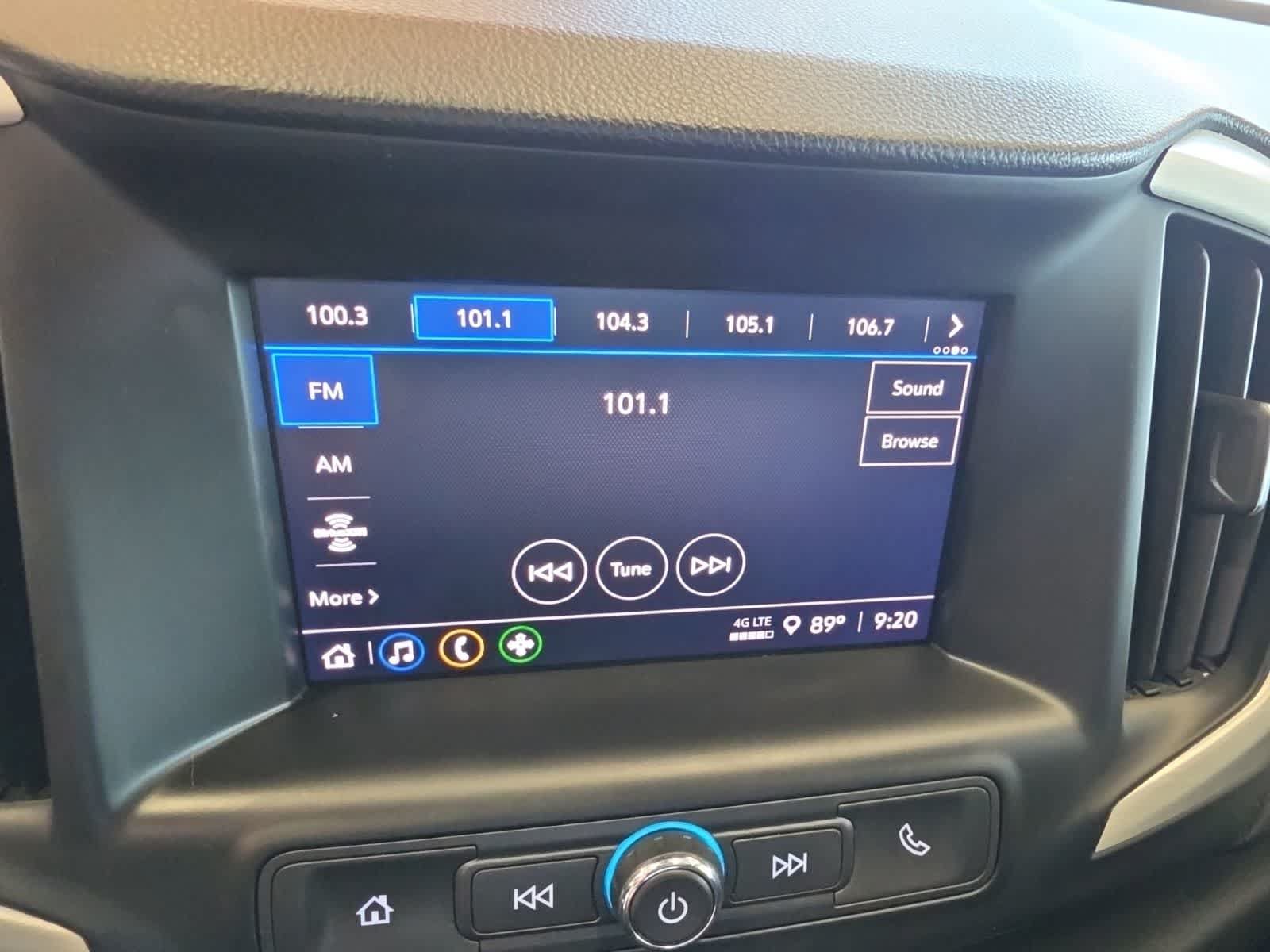 Used 2022 GMC Terrain SLE FWD image 28