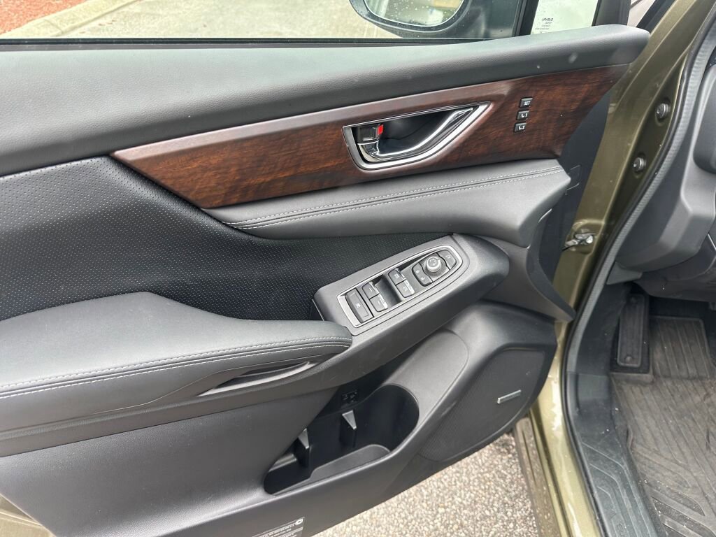 Used 2024 Subaru Ascent Touring w/ Popular Package #2 image 24