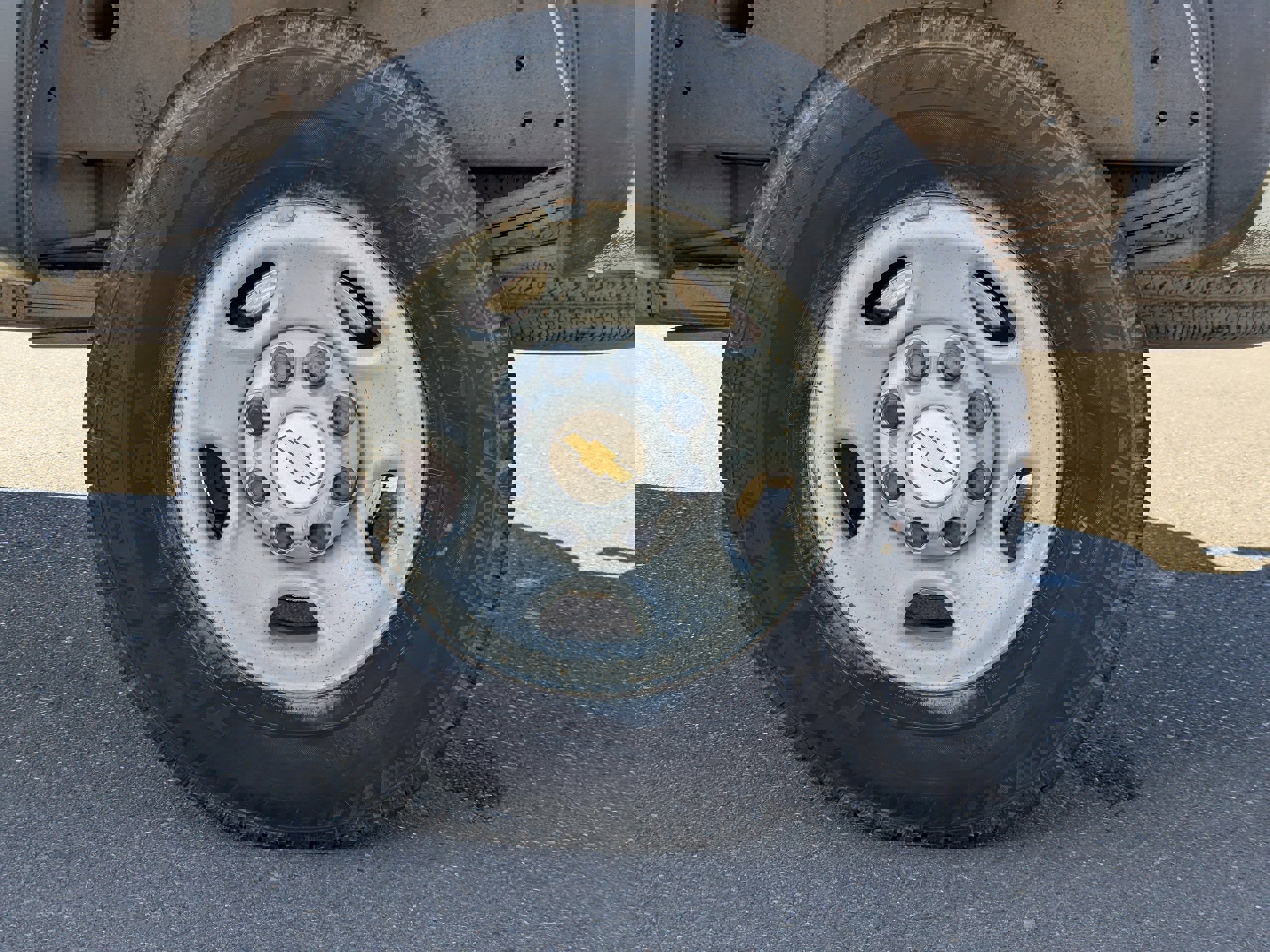 Used 2004 Chevrolet Silverado 2500 W/T image 35