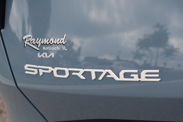 New 2027 Kia Sportage S FWD image 16