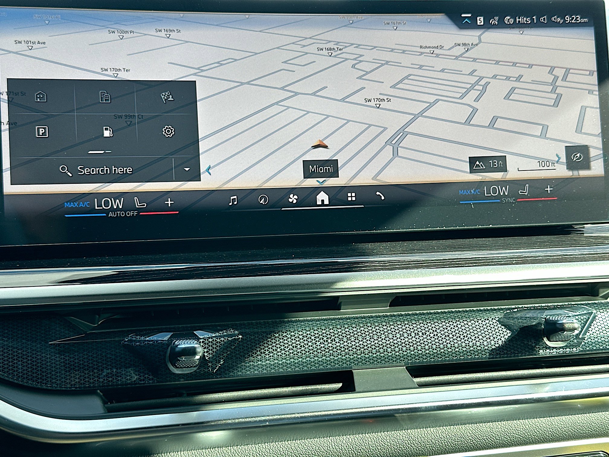 New 2026 BMW X5 sDrive40i w/ M Sport Package image 10