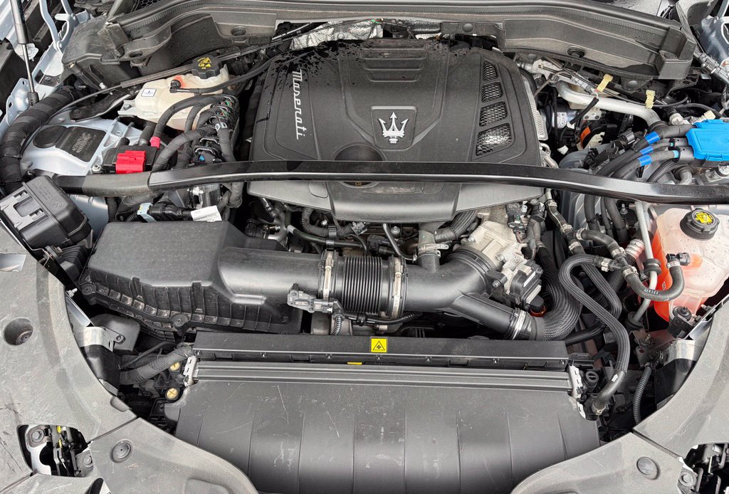 Used 2023 Maserati Grecale GT AWD/4WD image 8