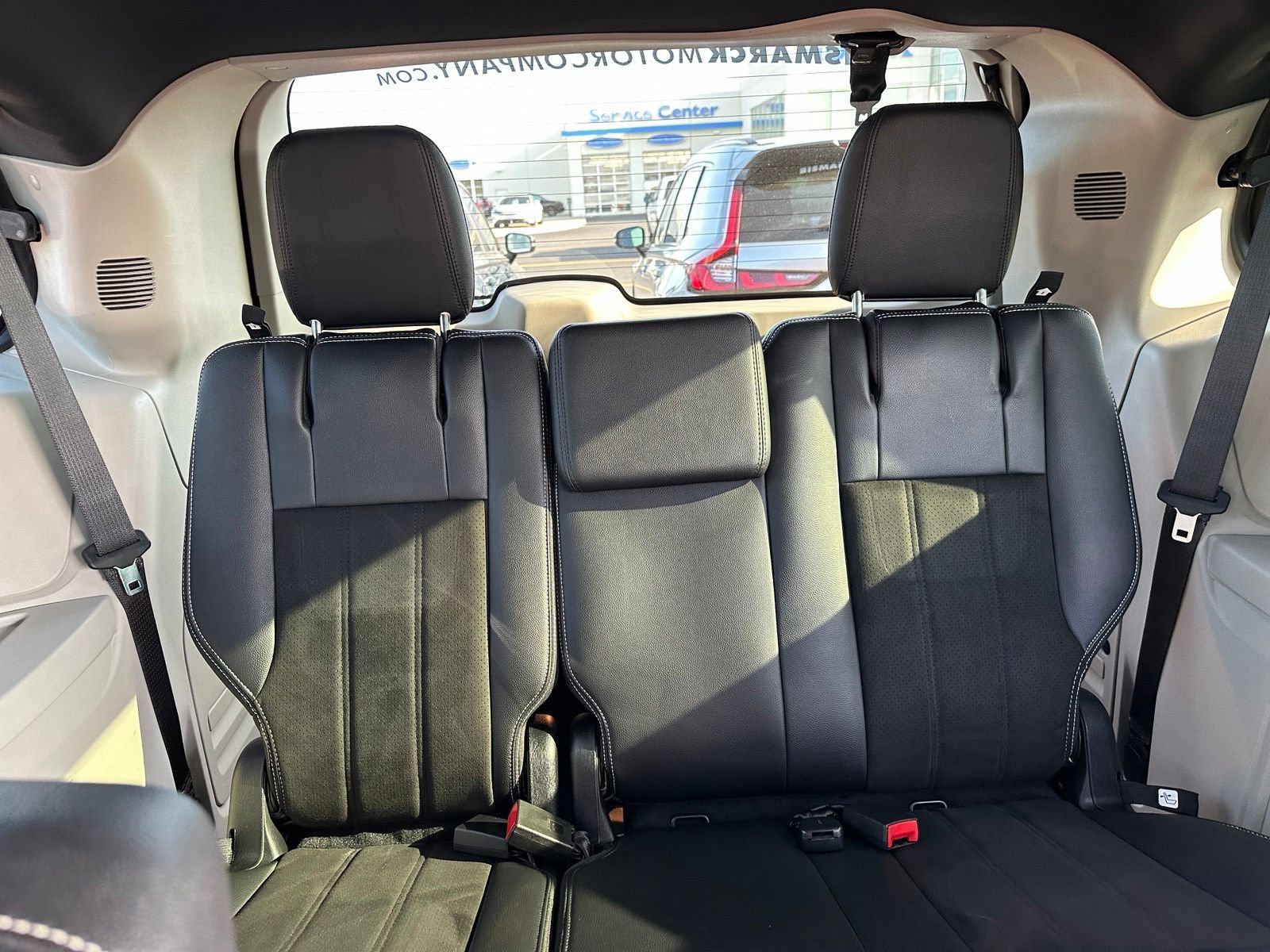 Used 2020 Dodge Grand Caravan SXT w/ Driver Convenience Group FWD image 29