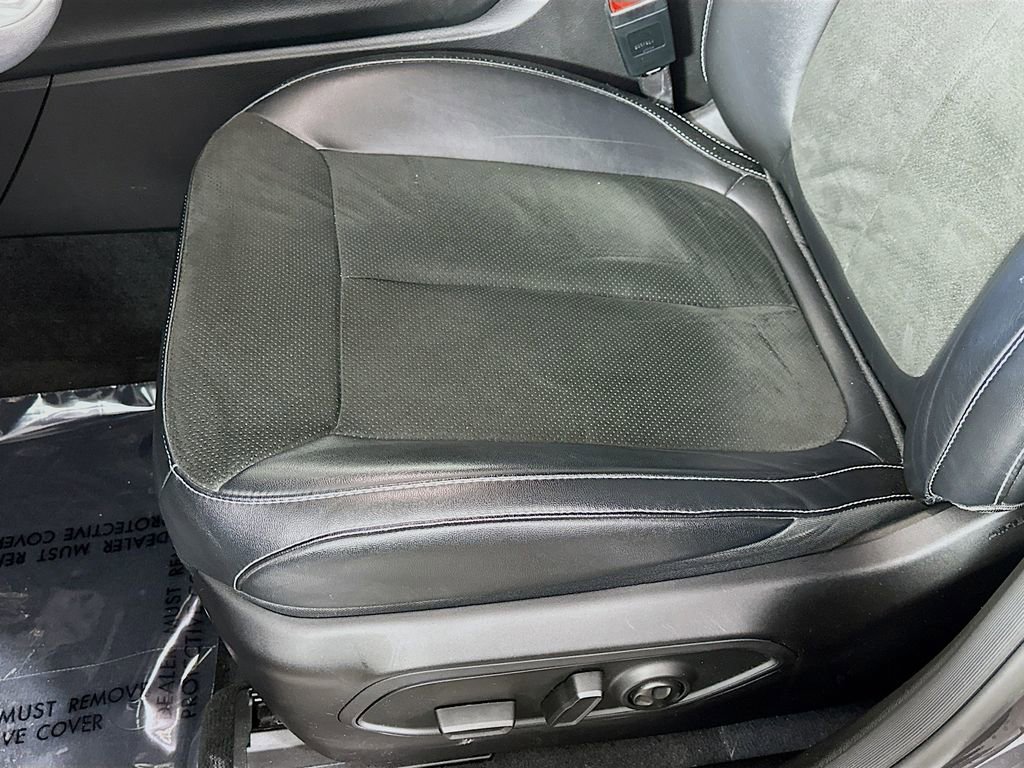 Certified 2023 Jeep Grand Cherokee L Laredo image 30