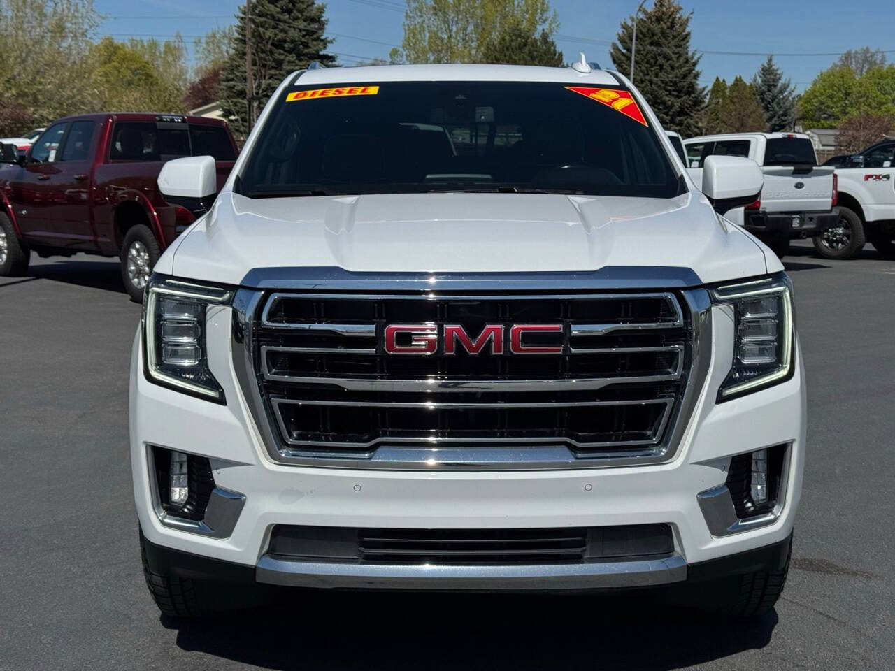Used 2021 GMC Yukon SLT AWD/4WD image 2