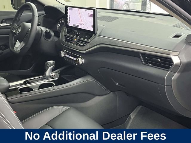 Used 2025 Nissan Altima 2.5 SL FWD image 27