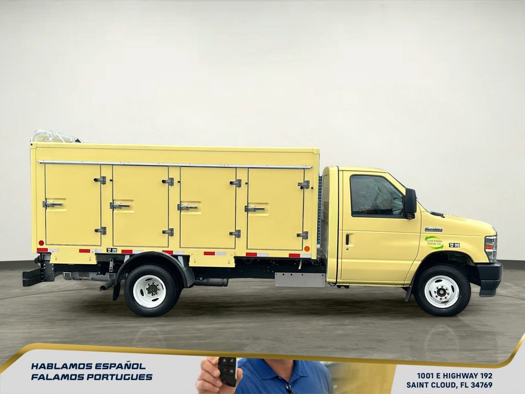 Used 2022 Ford E-450 and Econoline 450 Super Duty image 8