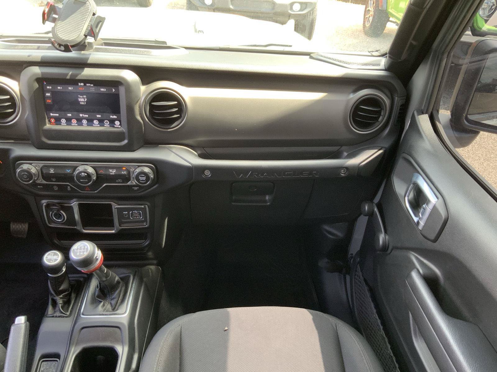 Used 2022 Jeep Wrangler Unlimited Sport AWD/4WD image 51