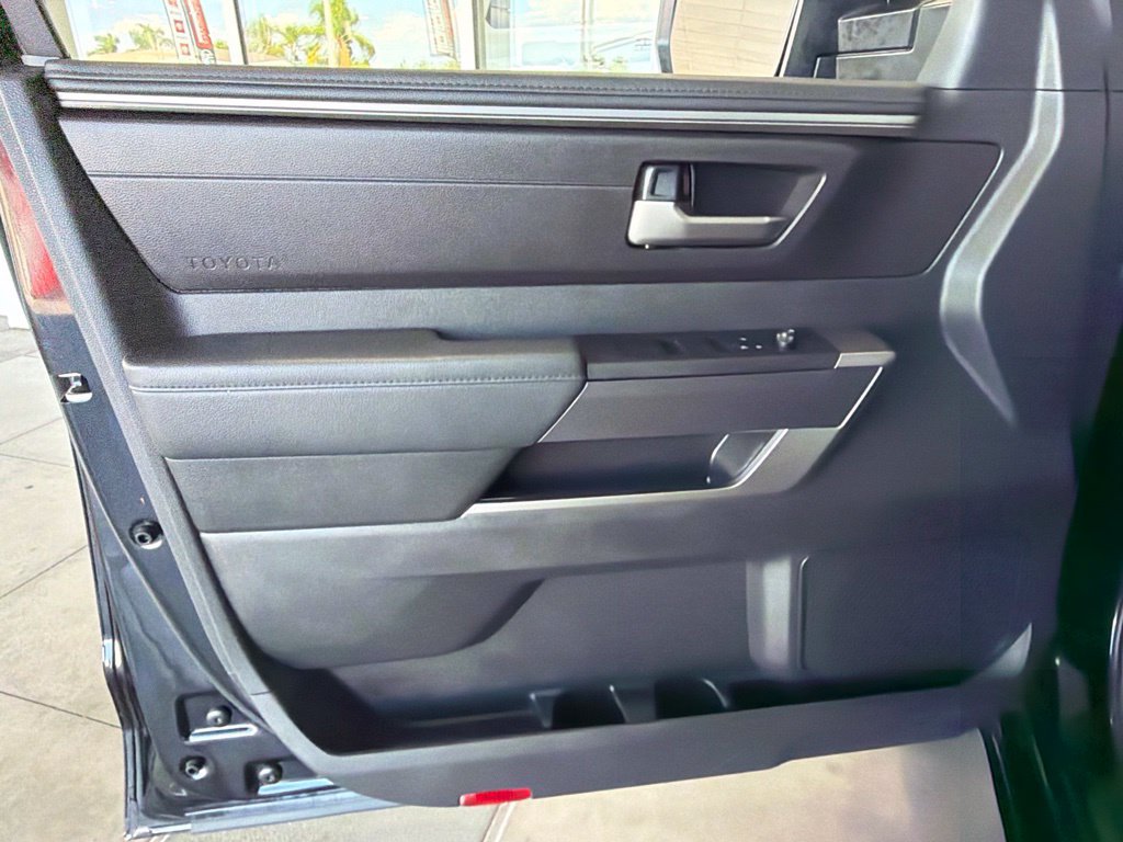 Certified 2025 Toyota Tundra SR5 AWD/4WD image 19