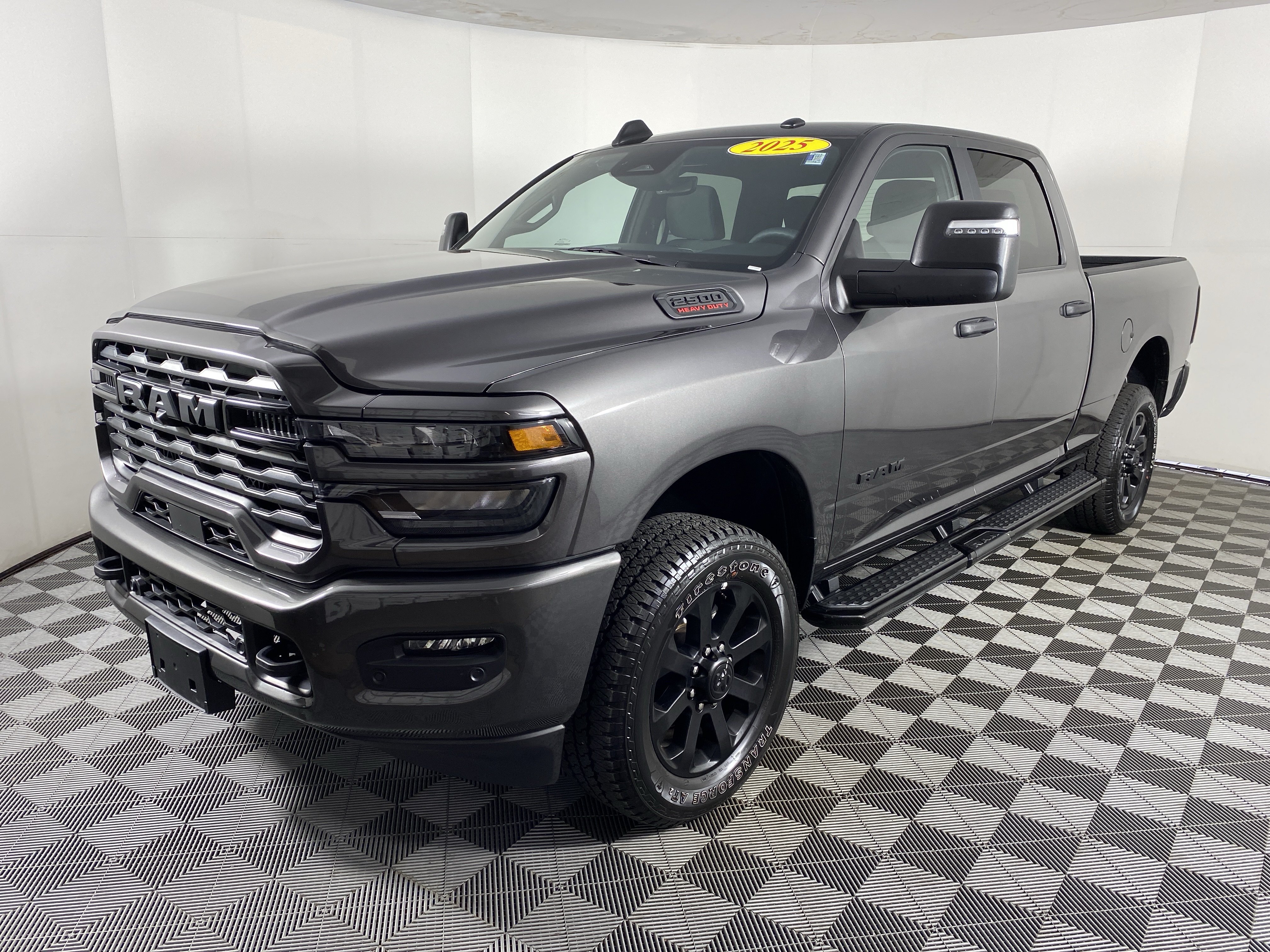 Used 2025 RAM 2500 Big Horn AWD/4WD image 10