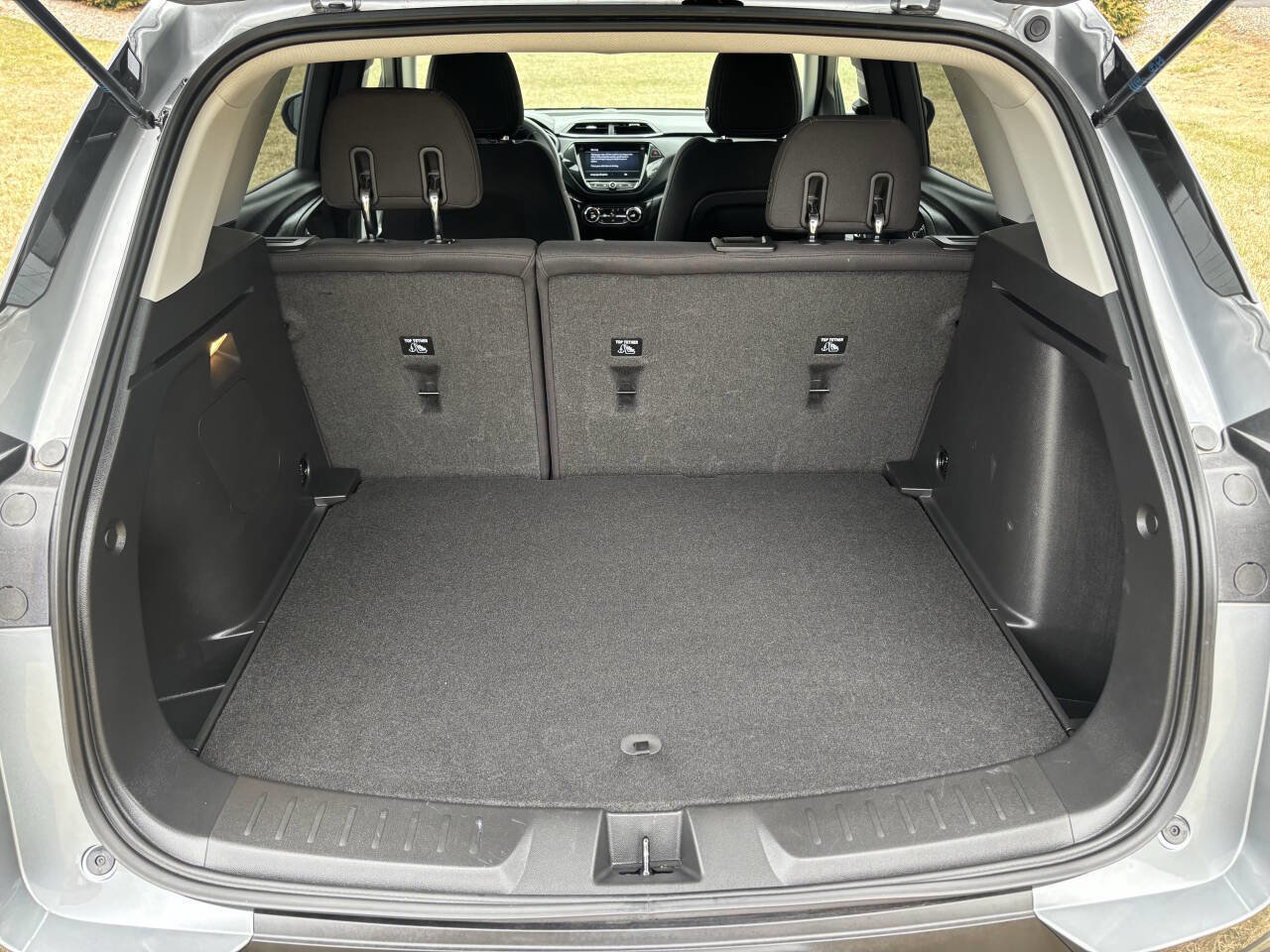 Used 2023 Chevrolet TrailBlazer LT w/ Convenience Package image 9