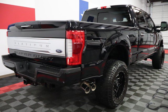 Used 2019 Ford F250 Platinum w/ Platinum Ultimate Package AWD/4WD image 24