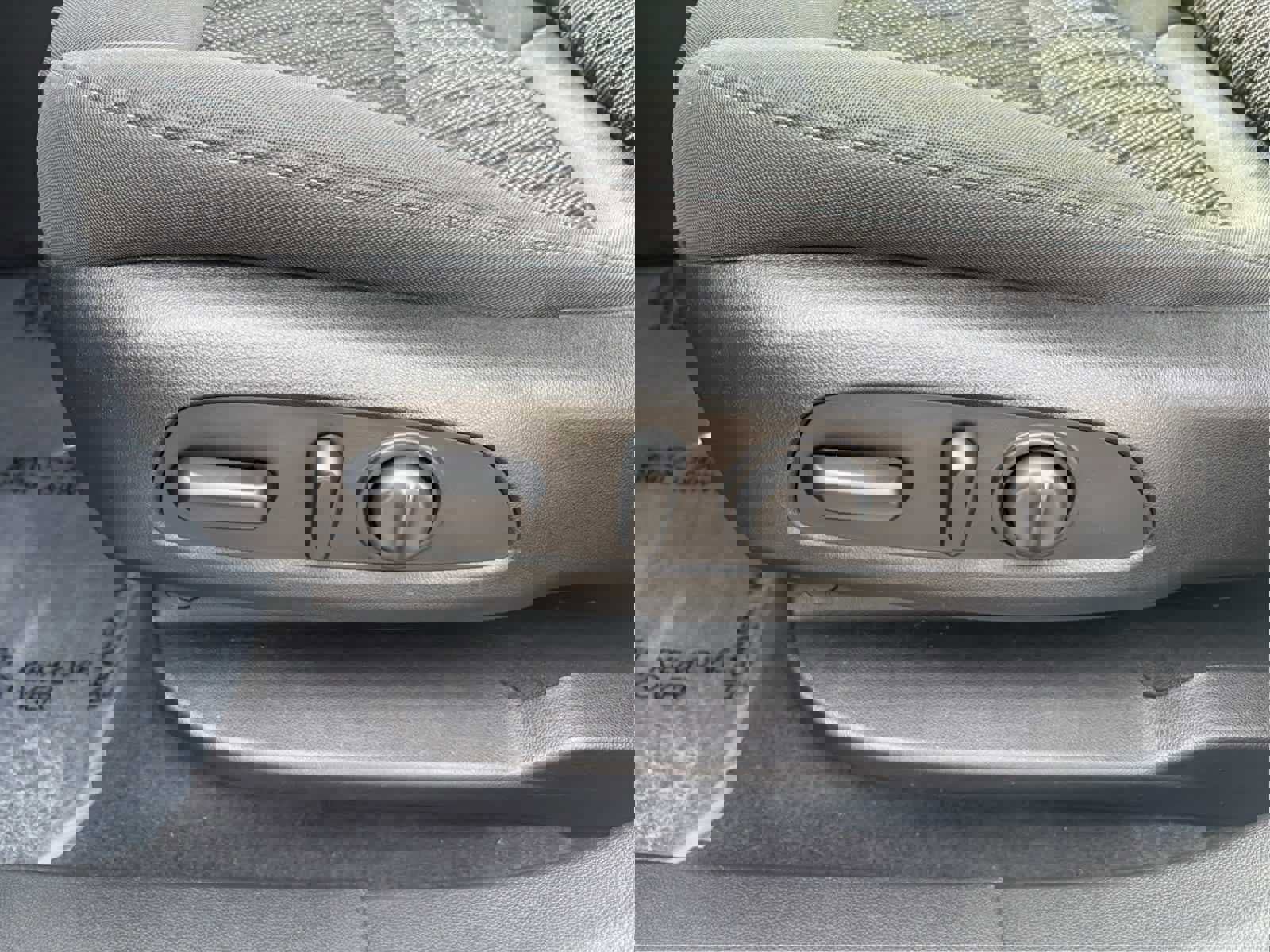 Used 2020 Chevrolet Blazer LT AWD/4WD image 8