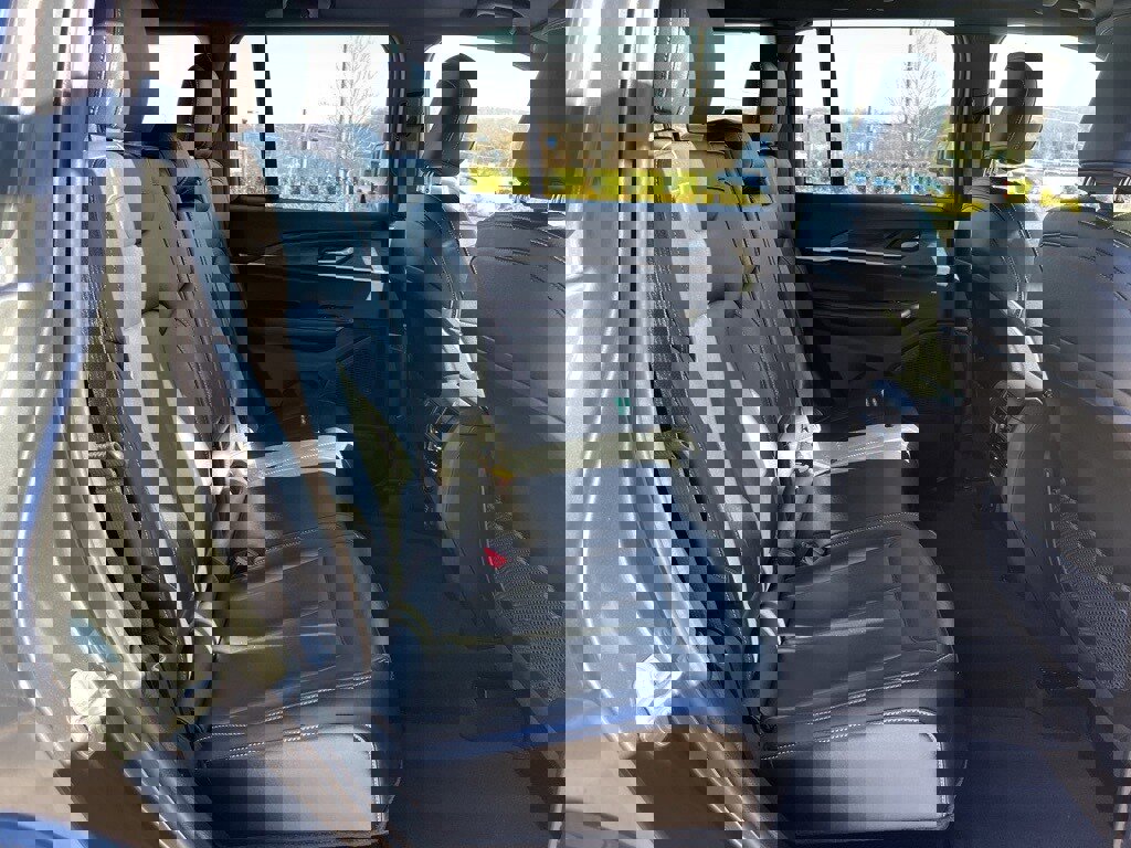 Used 2025 Jeep Grand Cherokee Limited image 21