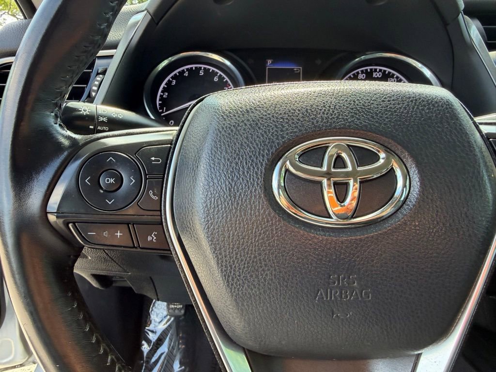 Used 2020 Toyota Camry SE image 17