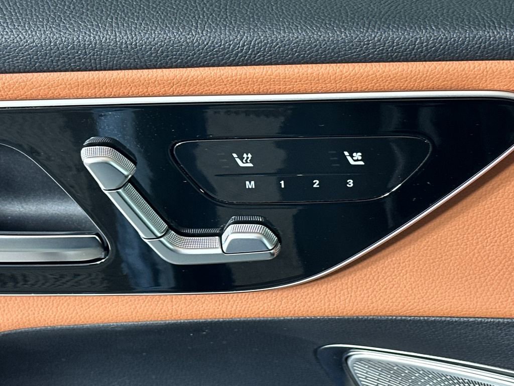 Certified 2026 Mercedes-Benz GLC 350e 4MATIC image 11