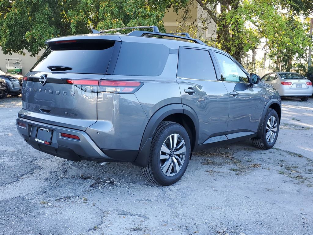 New 2026 Nissan Pathfinder SL image 6