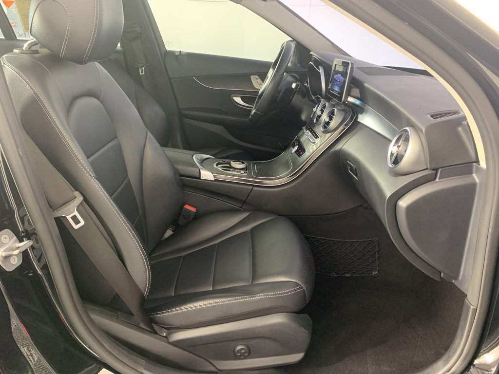 Used 2017 Mercedes-Benz C 300 Sedan image 42