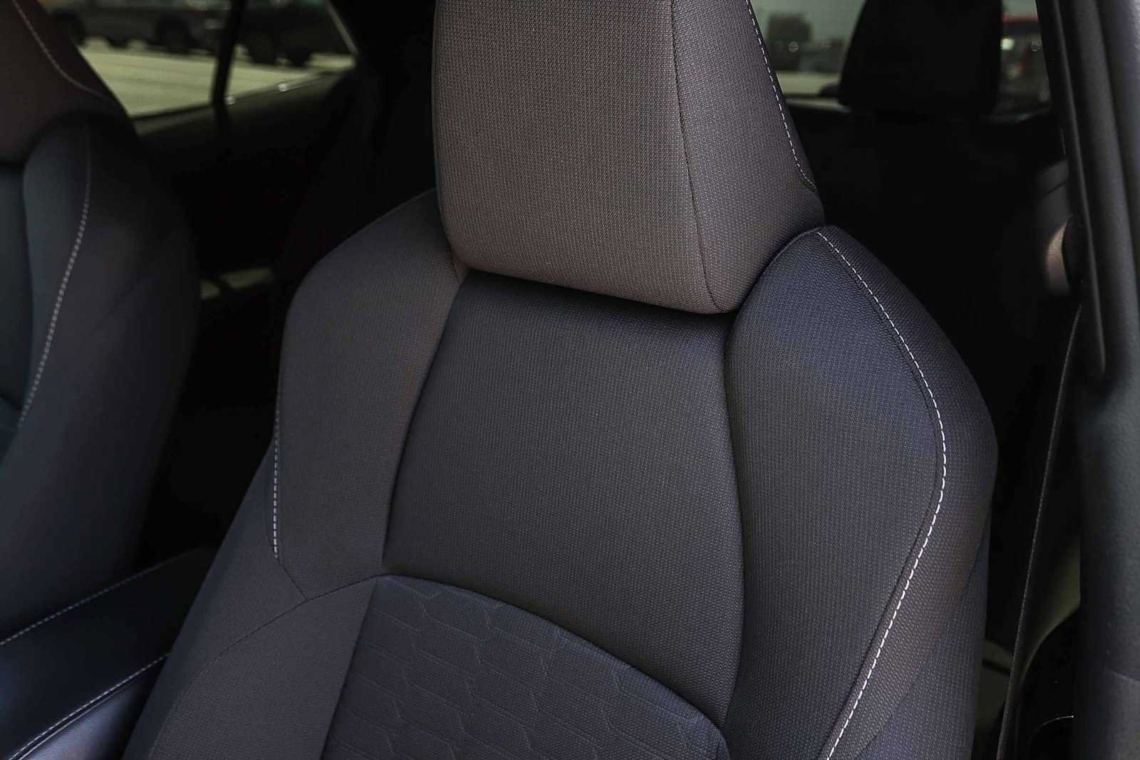 Used 2021 Toyota Corolla SE w/ Carpet Mat Package (TMS) FWD image 26