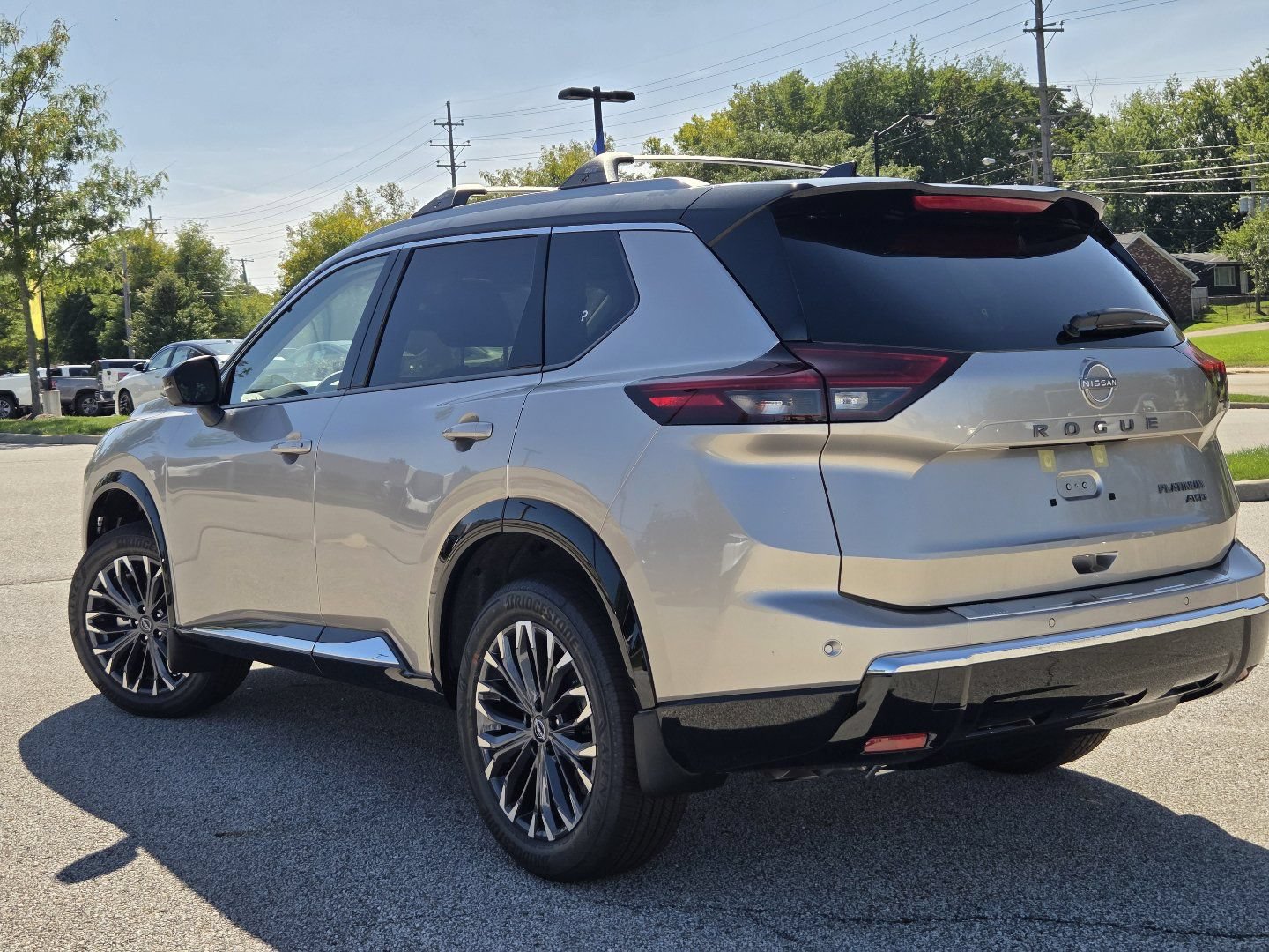 New 2026 Nissan Rogue Platinum AWD/4WD image 17