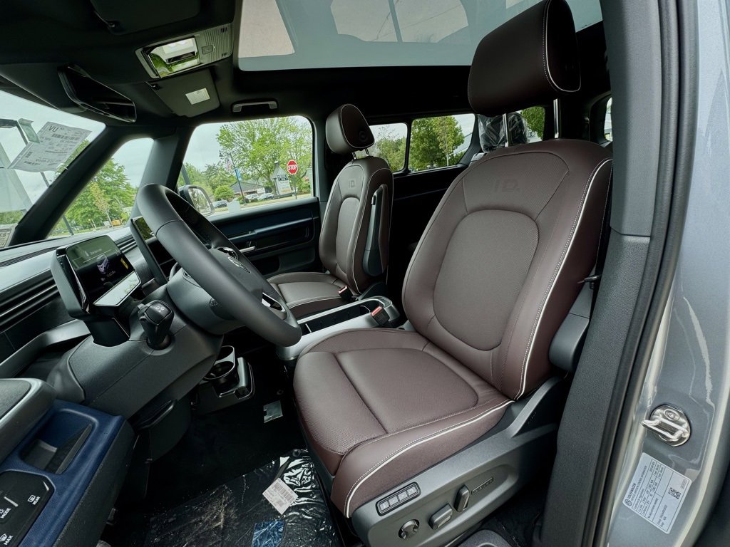 New 2025 Volkswagen ID. Buzz Pro S Plus image 20
