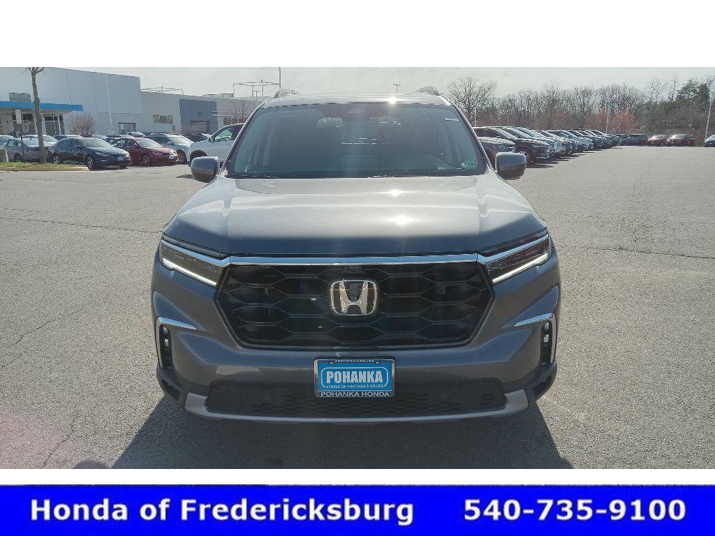 Certified 2025 Honda Pilot Elite image 2
