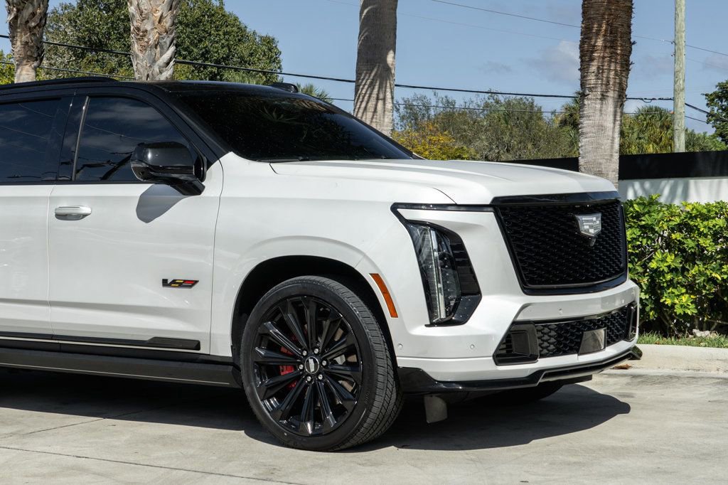 Used 2025 Cadillac Escalade V w/ LPO, Floor Liner Package AWD/4WD image 11