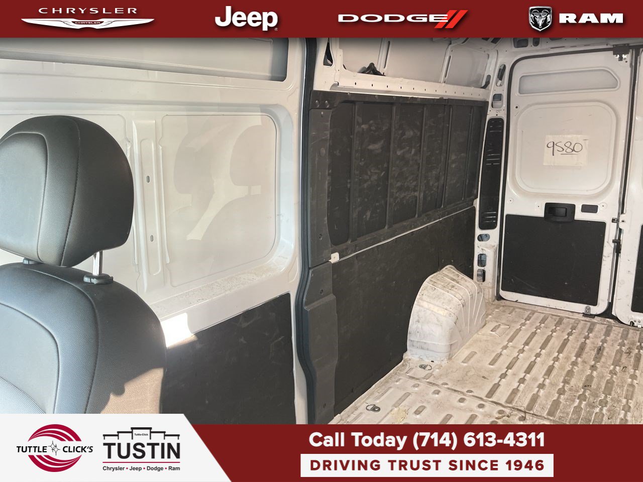 Used 2025 RAM ProMaster 2500 w/ Convenience Group FWD image 4