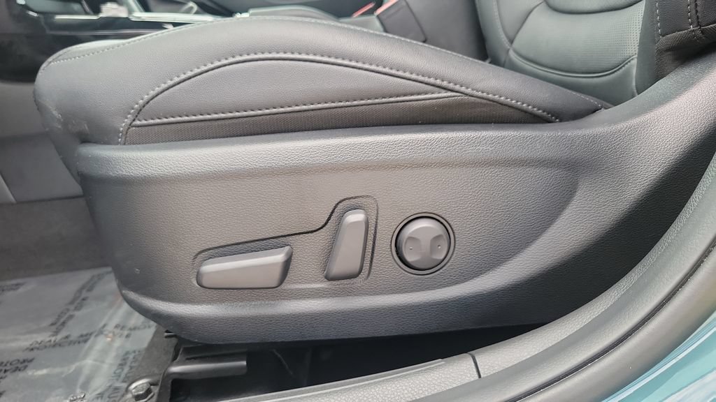 Used 2025 Kia Seltos EX w/ EX Sunroof Package FWD image 16