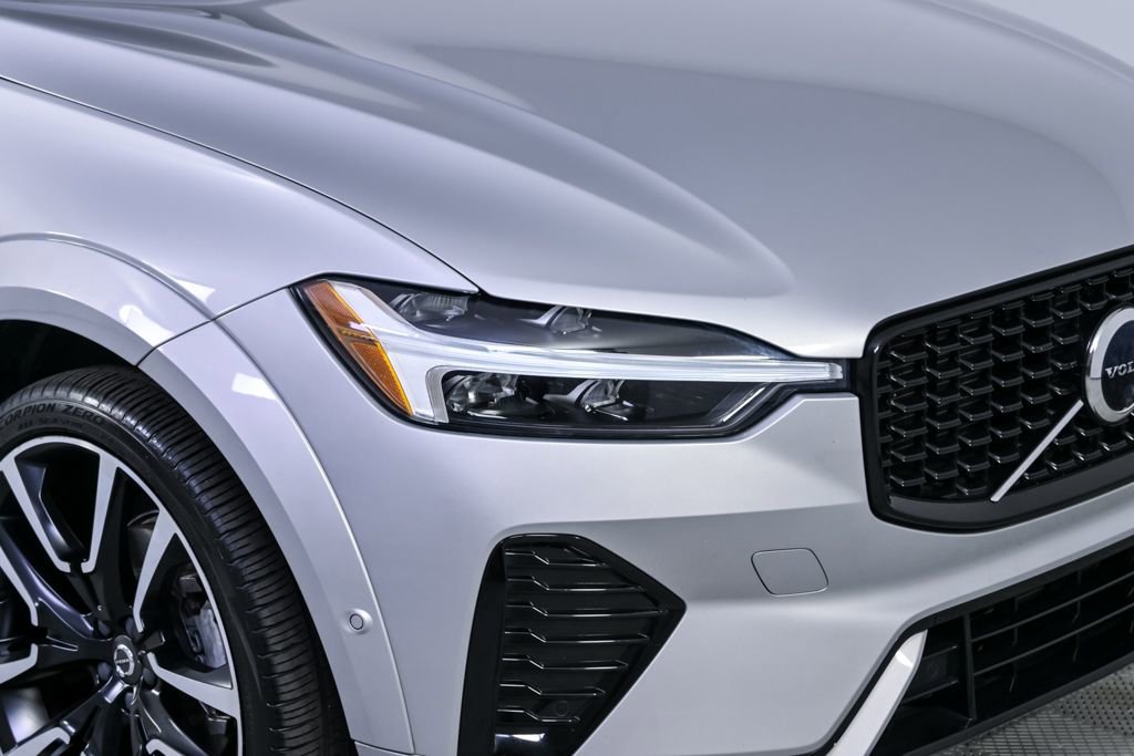 Certified 2023 Volvo XC60 B5 Ultimate image 39
