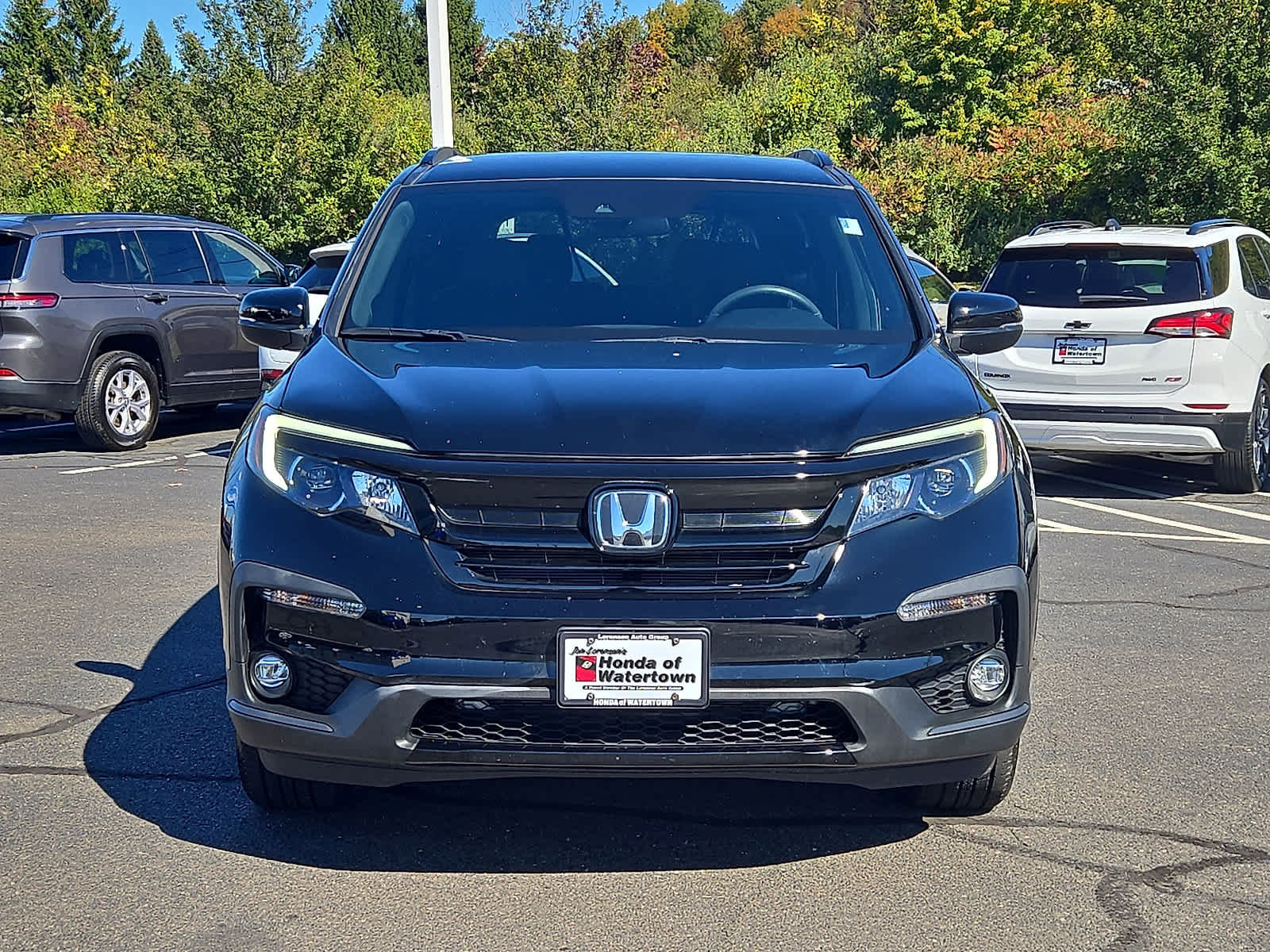 Used 2022 Honda Pilot Sport image 2