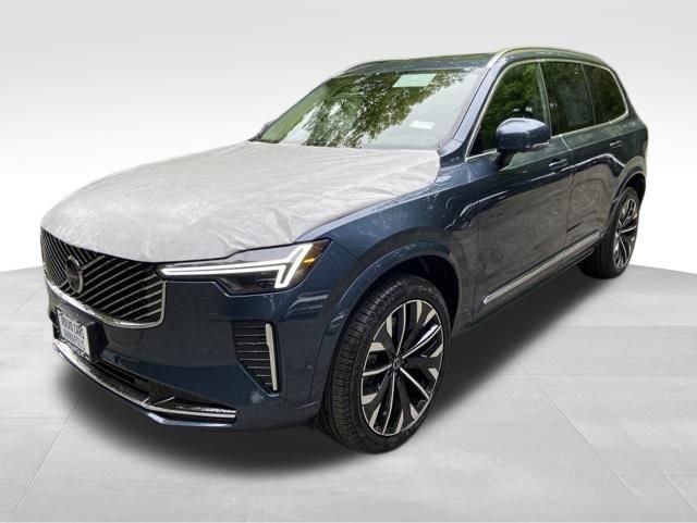 New 2026 Volvo XC90 T8 Plus AWD/4WD image 3