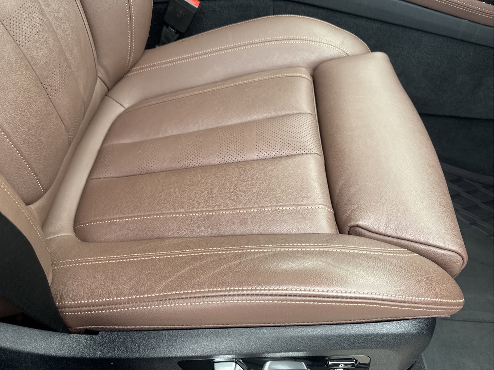 Used 2020 BMW X7 xDrive50i w/ Cold Weather Package image 60