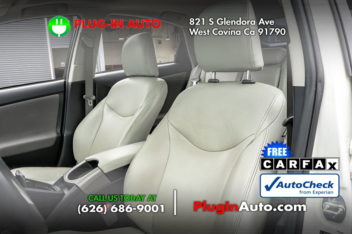 Used 2015 Toyota Prius Three w/ Solar Roof Package FWD image 7